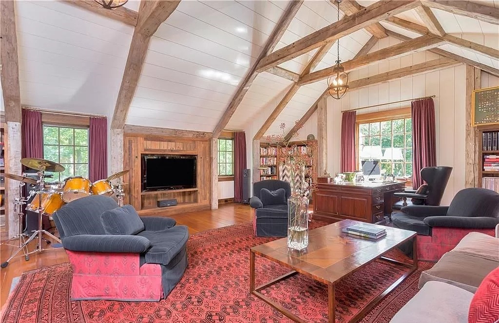 This Connecticut Sophisticated and Superbly Renovated Home Listed for $3,995,000