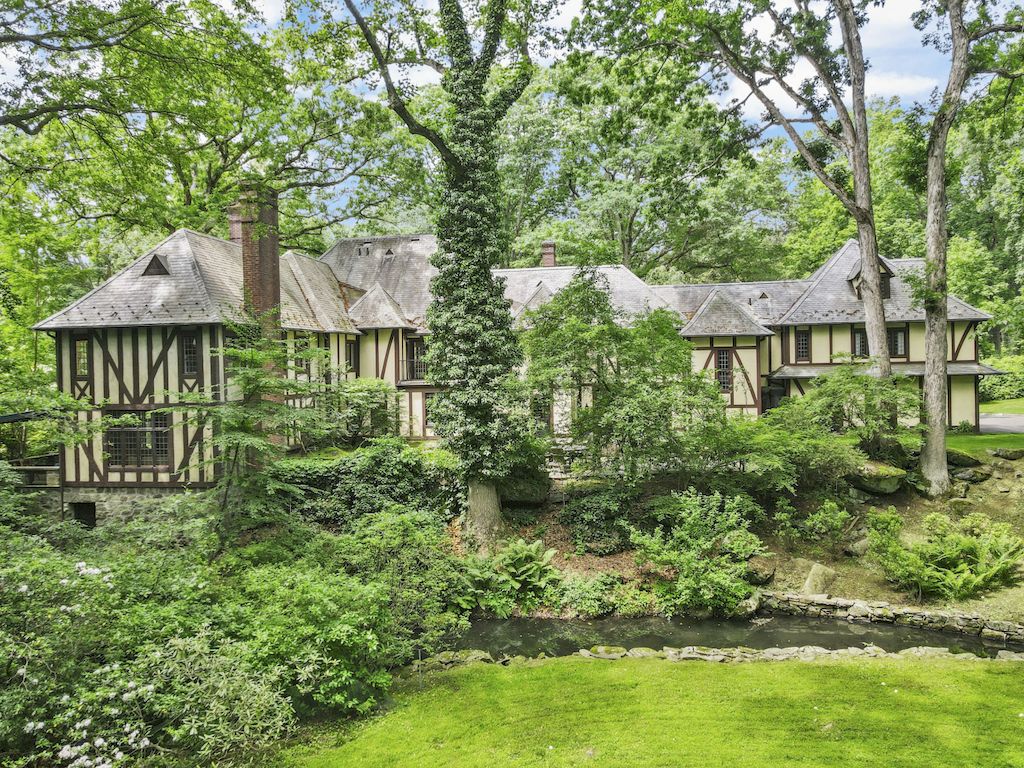 Majestic English Manor Showcases Exquisite Detailing Hits Market for $5,750,000