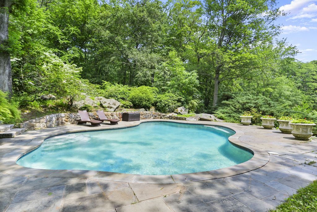 Majestic English Manor Showcases Exquisite Detailing Hits Market for $5,750,000