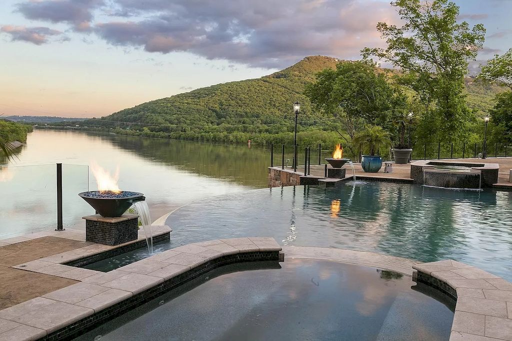 This $9,000,000 Timeless Classic Estate in Tennessee is the Mark of Exquisite Quality Workmanship and Architectural Richness