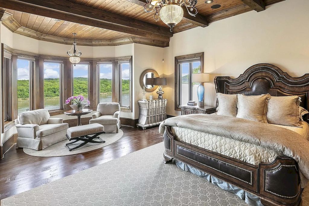 This $9,000,000 Timeless Classic Estate in Tennessee is the Mark of Exquisite Quality Workmanship and Architectural Richness
