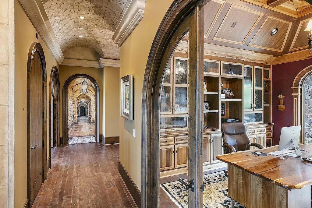 This $9,000,000 Timeless Classic Estate in Tennessee is the Mark of Exquisite Quality Workmanship and Architectural Richness