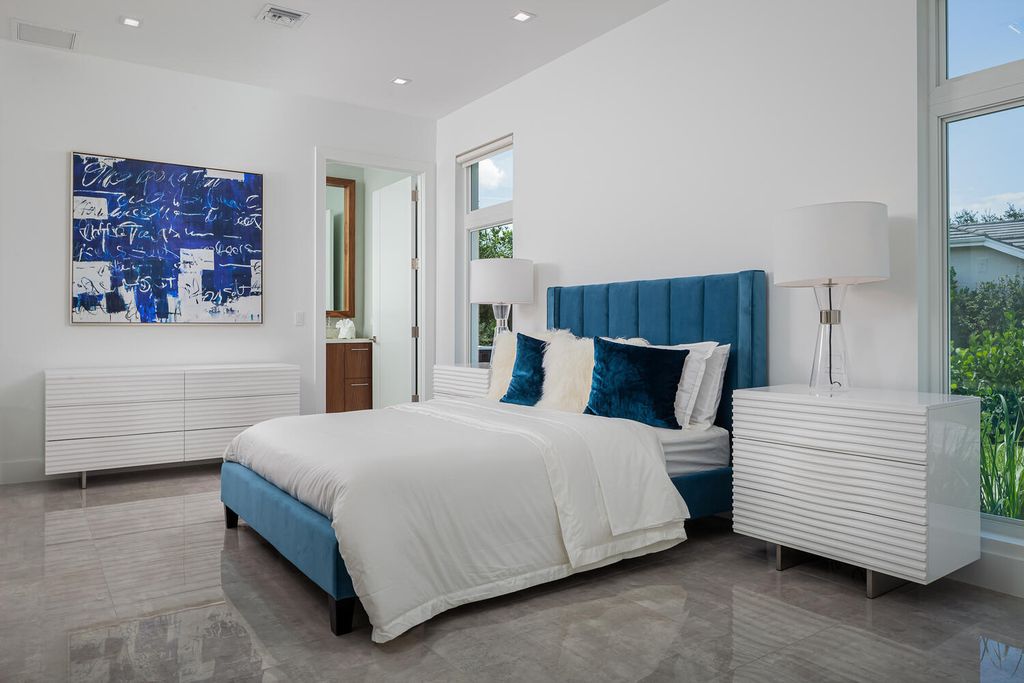 The Home in Naples is a perfect new estate expertly crafted with cutting-edge international design and mid-century modern influences now available for sale. This home located at 4445 Silver Fox Dr, Naples, Florida