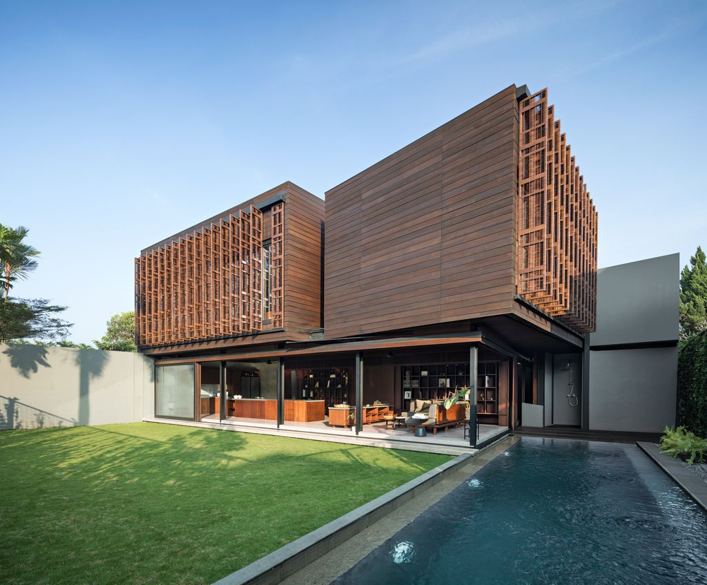 Awrawikara House, the riches of Life and Luxuries of Nature by Andramatin