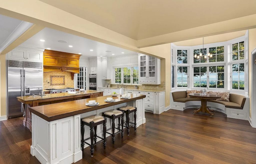 The Captivating Estate in Oregon is an architectural masterpiece now available for sale. This home located at 439 NW Hilltop Dr, Portland, Oregon