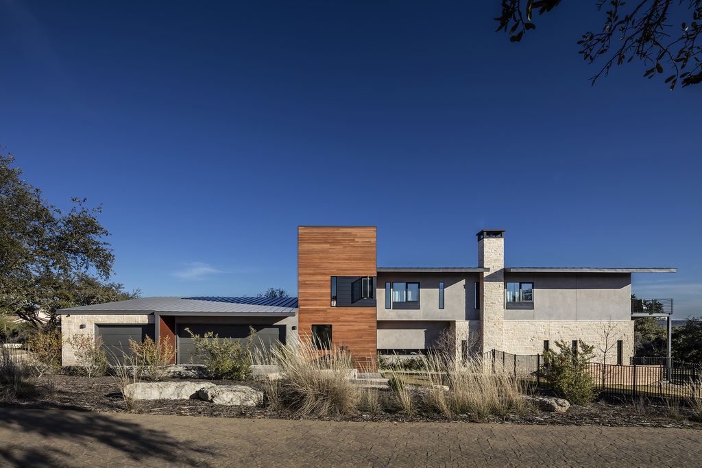 Control/Shift House, a Modern Luxury House by Matt Fajkus Architecture