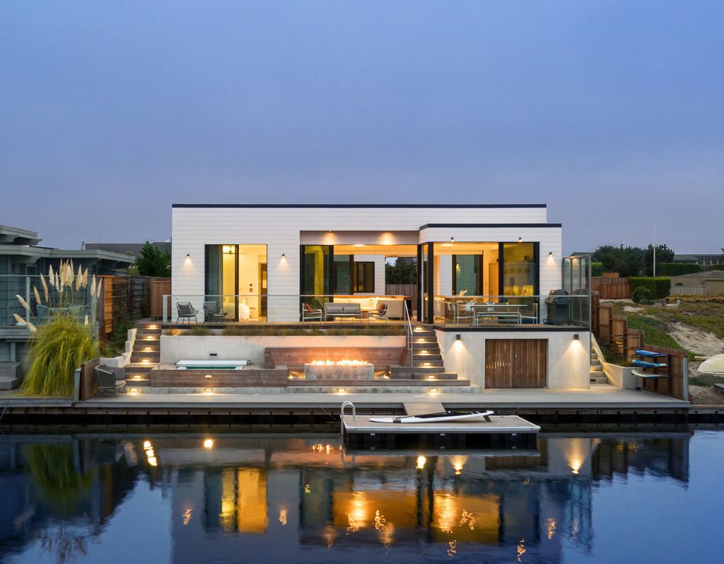 Dune House, an ideal retreat by Cass Calder Smith Architecture + Interiors