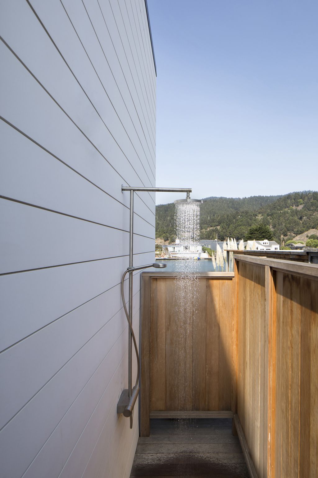 Dune House, an ideal retreat by Cass Calder Smith Architecture + Interiors