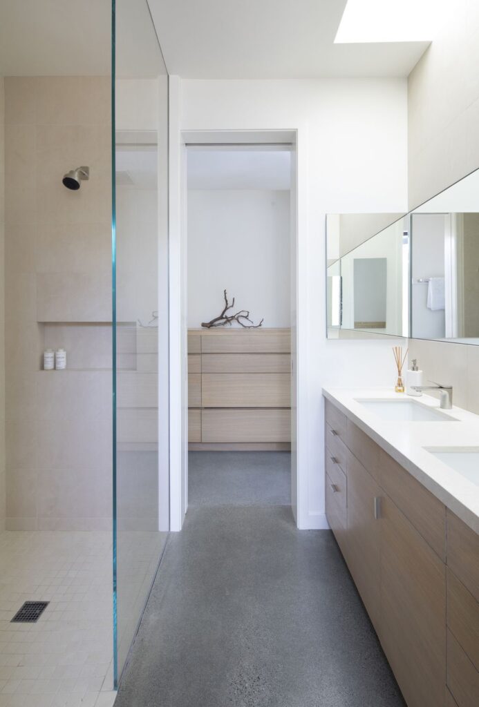 Dune House an ideal retreat by Cass Calder Smith Architecture Interiors 20