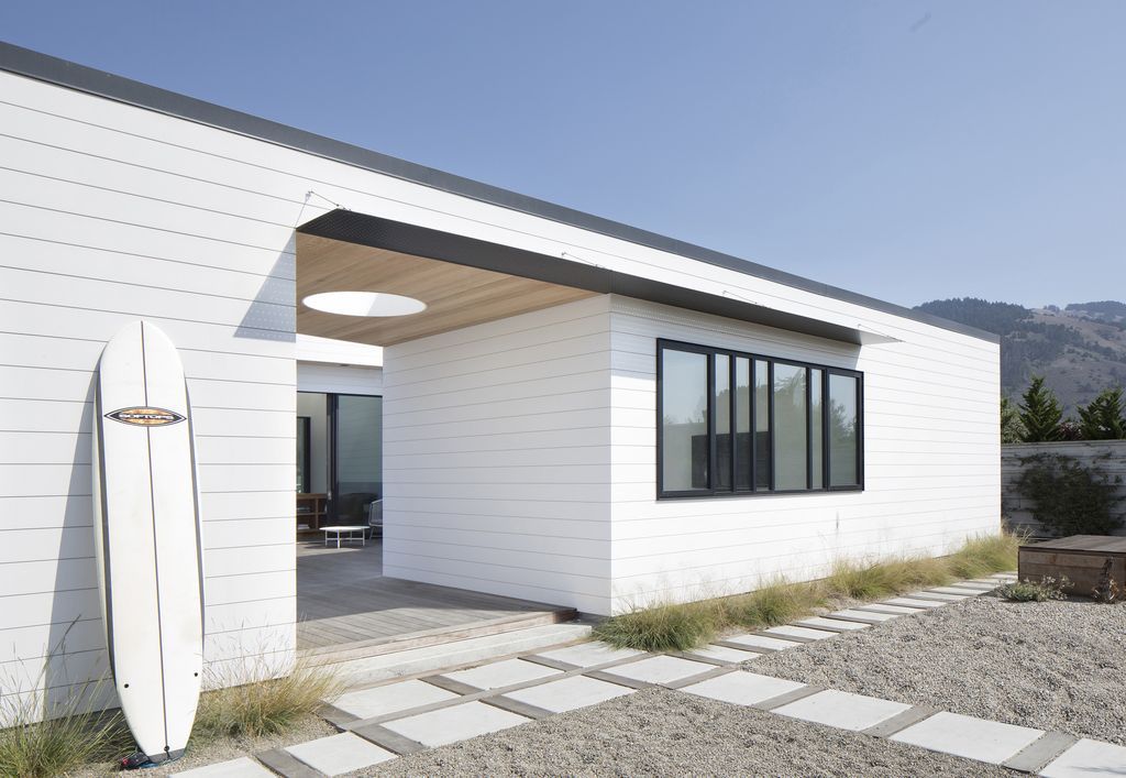 Dune House, an ideal retreat by Cass Calder Smith Architecture + Interiors
