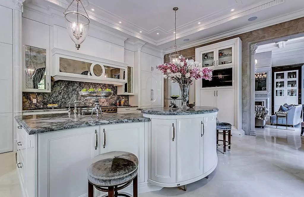 The Classic European Chateau in Ontario is a true timeless masterpiece now available for sale. This home is located at 291 Balsam Dr, Oakville, ON L6J 3X7, Canada