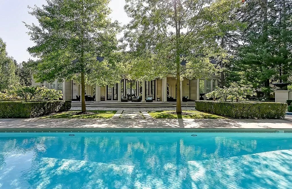 The Classic European Chateau in Ontario is a true timeless masterpiece now available for sale. This home is located at 291 Balsam Dr, Oakville, ON L6J 3X7, Canada