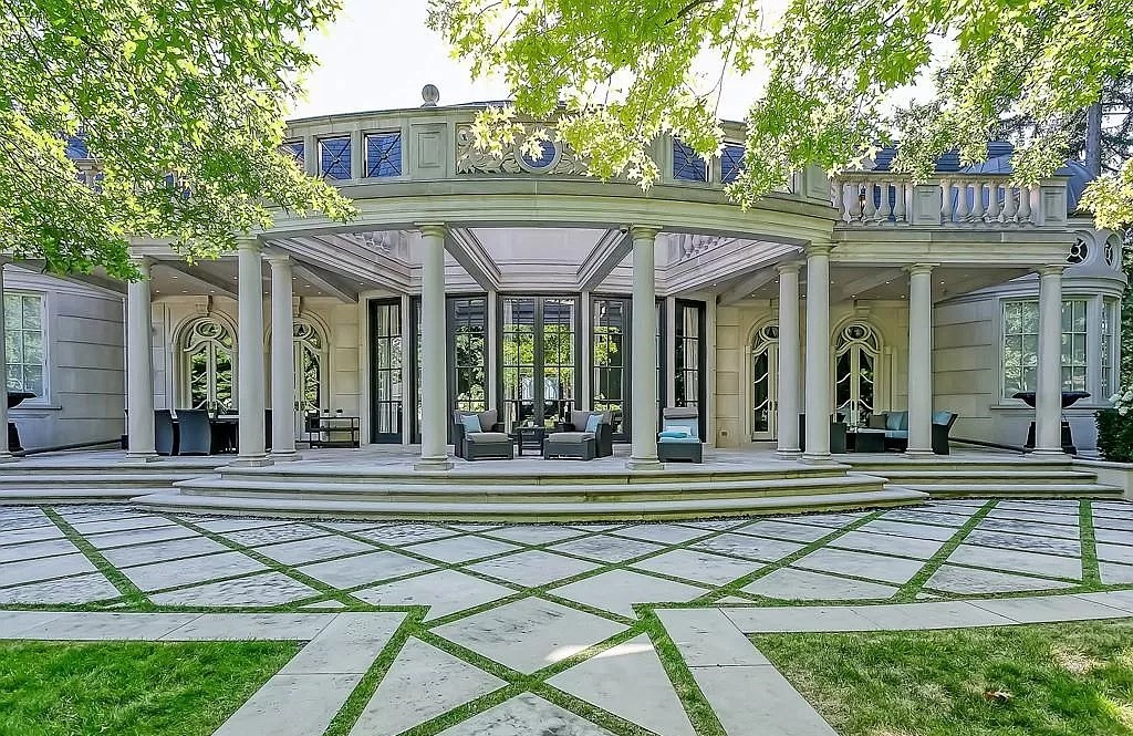 The Classic European Chateau in Ontario is a true timeless masterpiece now available for sale. This home is located at 291 Balsam Dr, Oakville, ON L6J 3X7, Canada