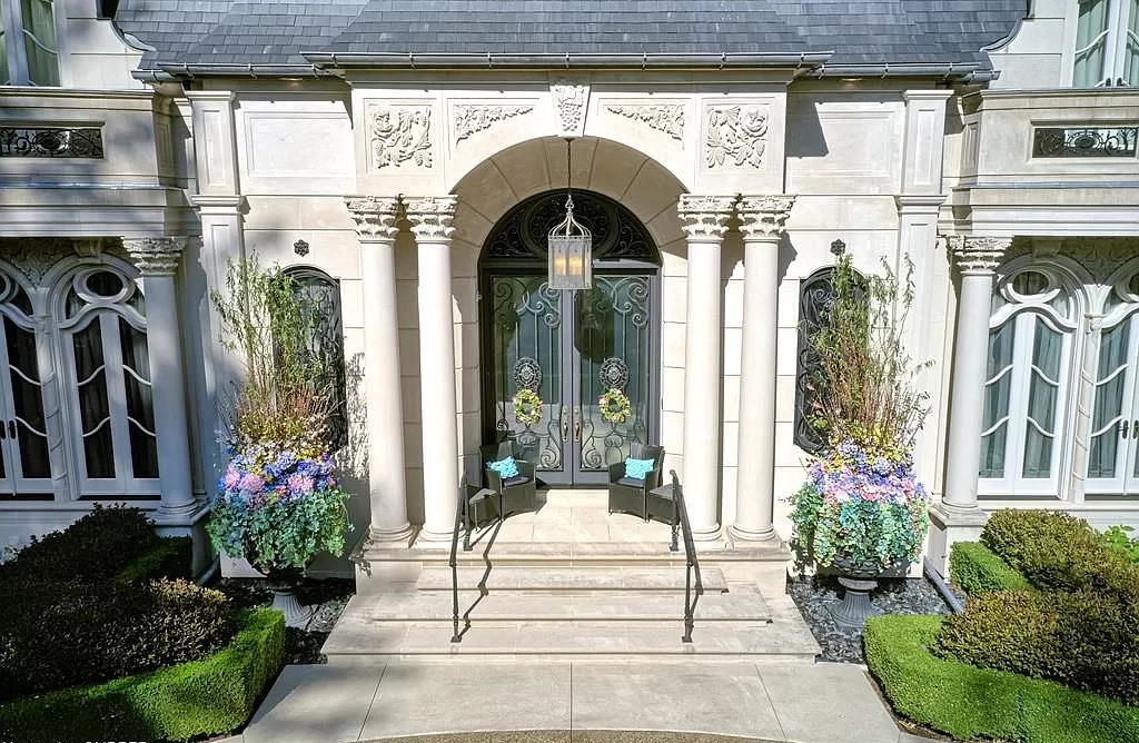 The Classic European Chateau in Ontario is a true timeless masterpiece now available for sale. This home is located at 291 Balsam Dr, Oakville, ON L6J 3X7, Canada