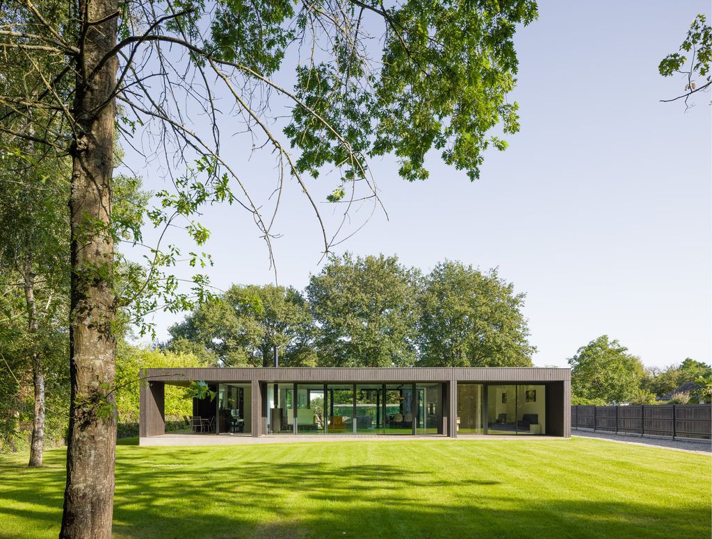 House U, Stunning rectangular shape House open to the sky by Atelier 56S