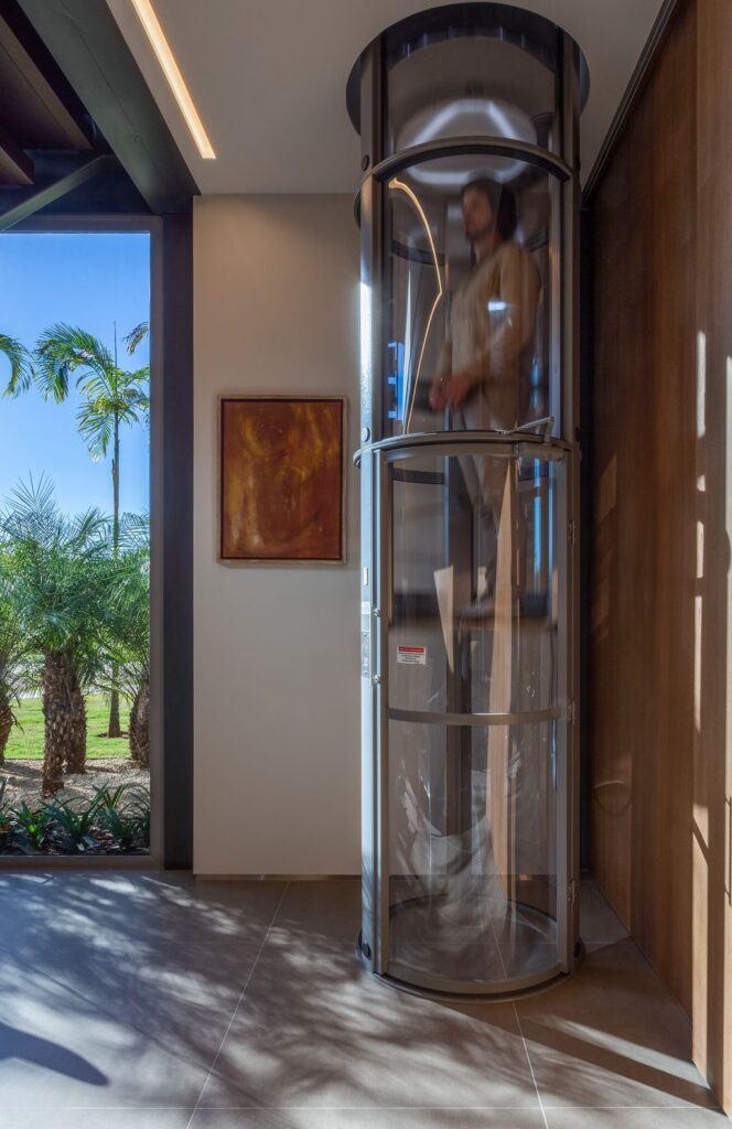 LM House a practical and comfortable Home by Joao de Barro Arquitetura 9