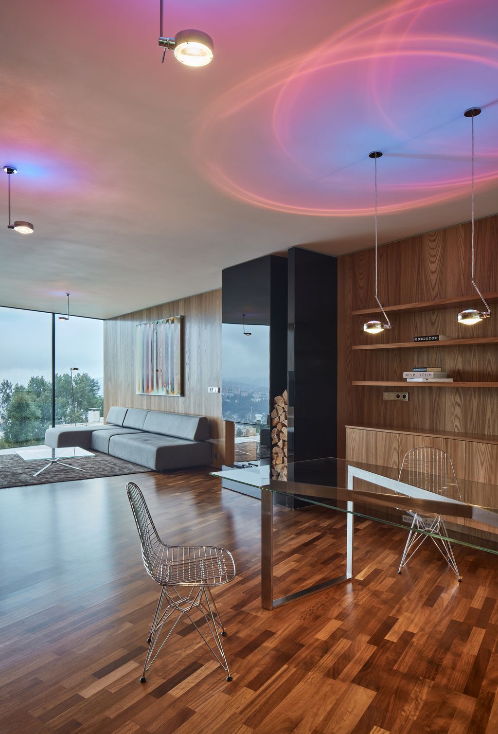 Lazy House Sits Between a Forest and a Valley by  Petrjanda/ Brainwork
