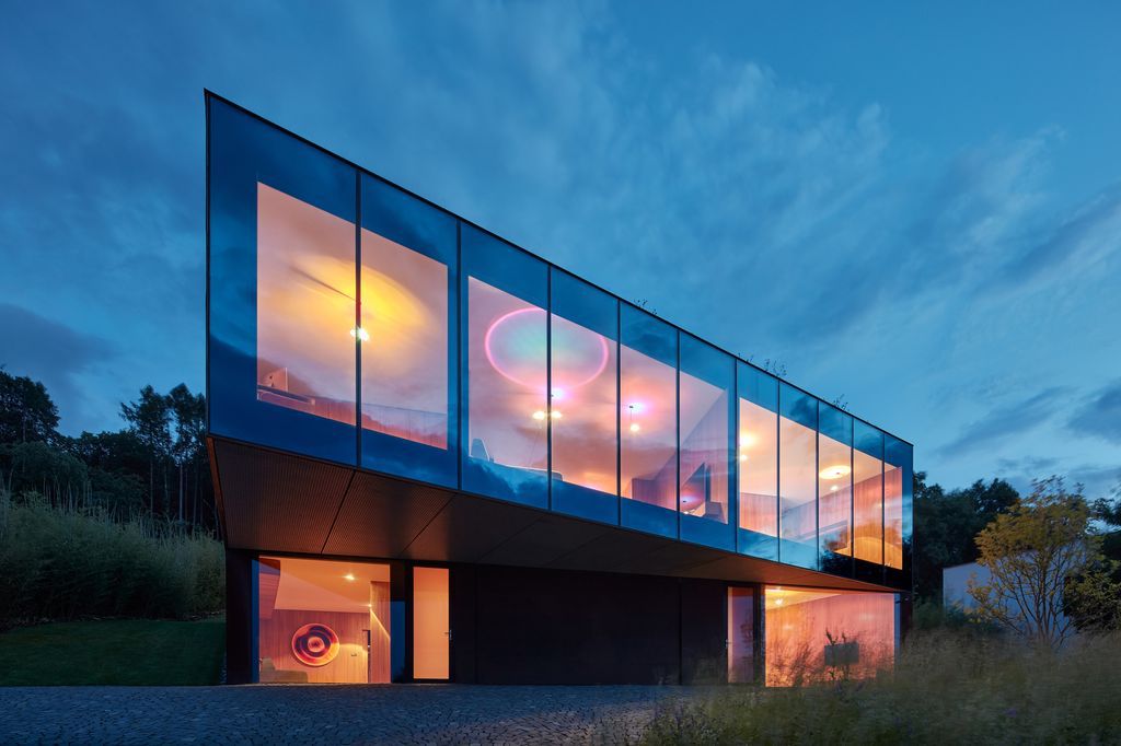 Lazy House Sits Between a Forest and a Valley by Petrjanda Brainwork 4