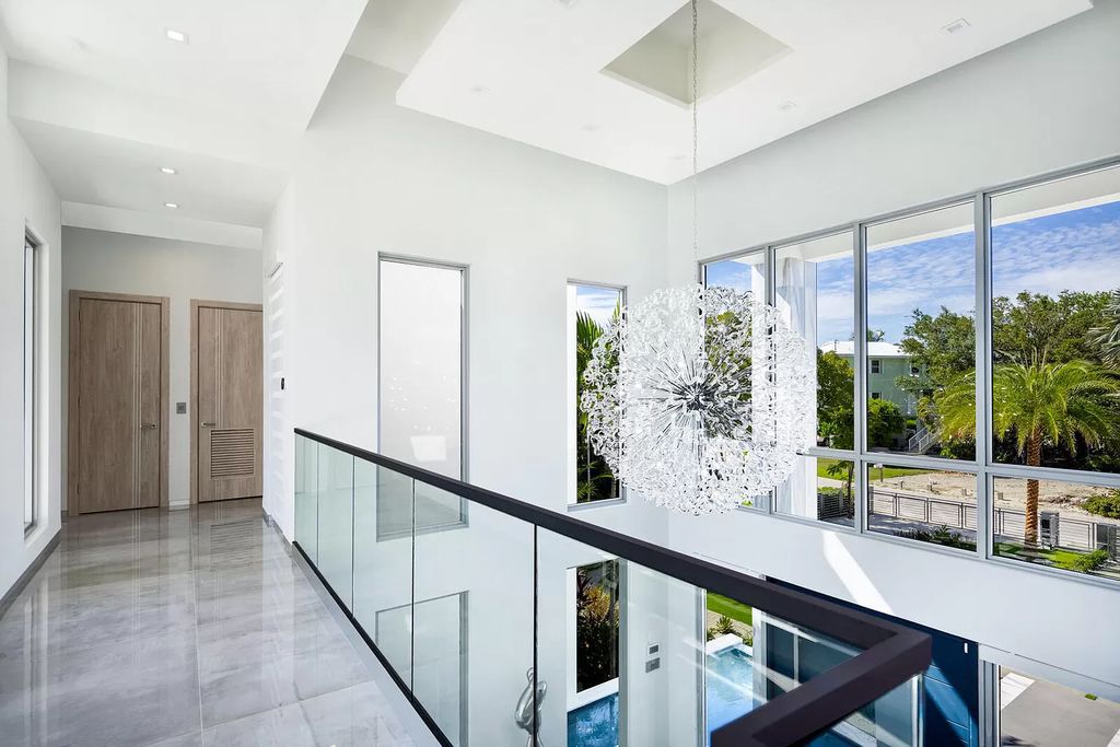 The Home in Florida is a stunning waterfront masterpiece in Lower Matecumbe Key with breathtaking views of the sunset now available for sale. This home located at 146 Bayview Dr, Lower Matecumbe Key, Florida