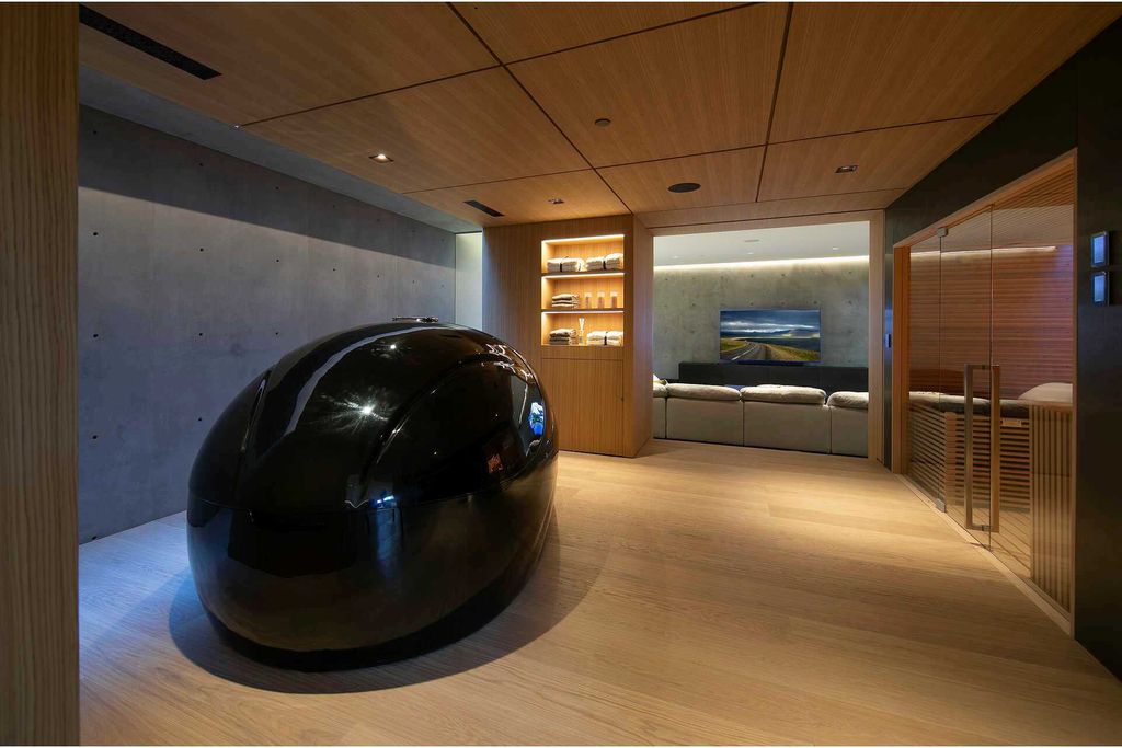 The Bird Streets Mansion is a spectacular new contemporary estate was envisioned by architect Zoltan Pali and home builder Dugally Oberfeld now available for sale. This home located at 9344 Nightingale Dr, Los Angeles, California