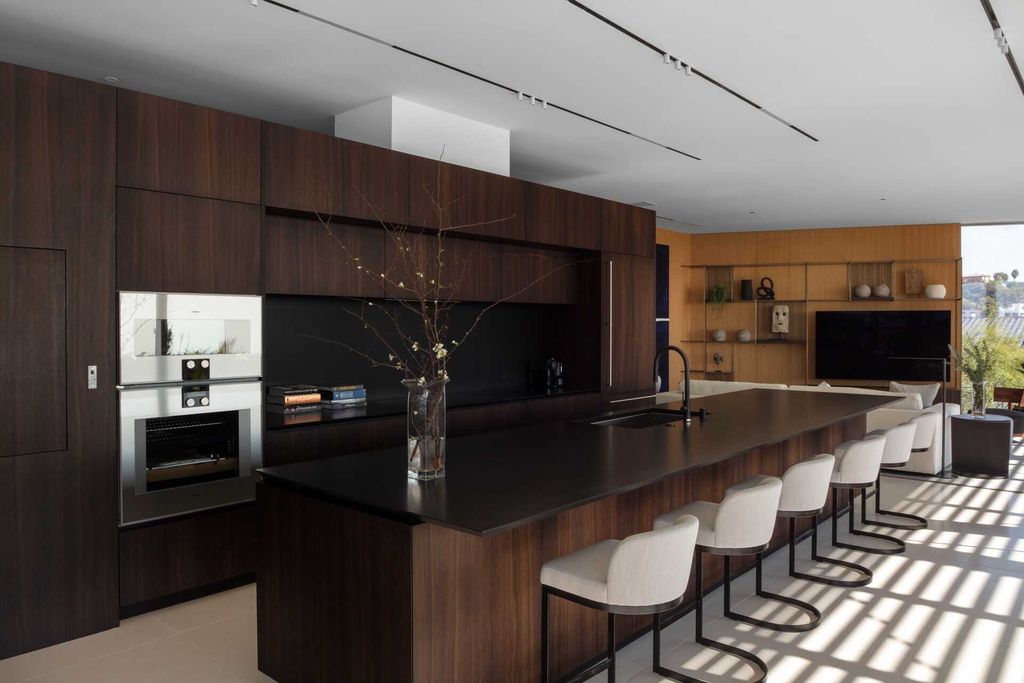 The Bird Streets Mansion is a spectacular new contemporary estate was envisioned by architect Zoltan Pali and home builder Dugally Oberfeld now available for sale. This home located at 9344 Nightingale Dr, Los Angeles, California