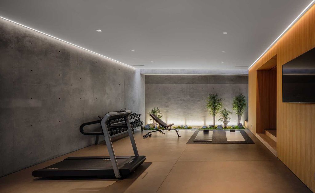 The Bird Streets Mansion is a spectacular new contemporary estate was envisioned by architect Zoltan Pali and home builder Dugally Oberfeld now available for sale. This home located at 9344 Nightingale Dr, Los Angeles, California