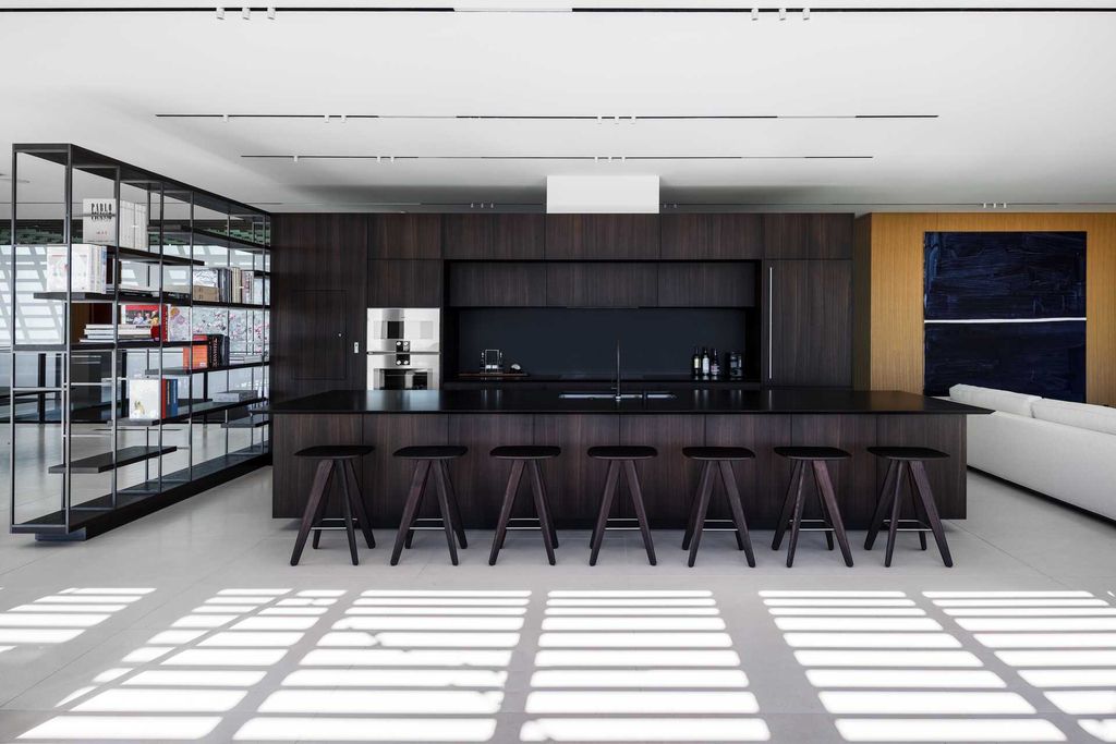 The Bird Streets Mansion is a spectacular new contemporary estate was envisioned by architect Zoltan Pali and home builder Dugally Oberfeld now available for sale. This home located at 9344 Nightingale Dr, Los Angeles, California