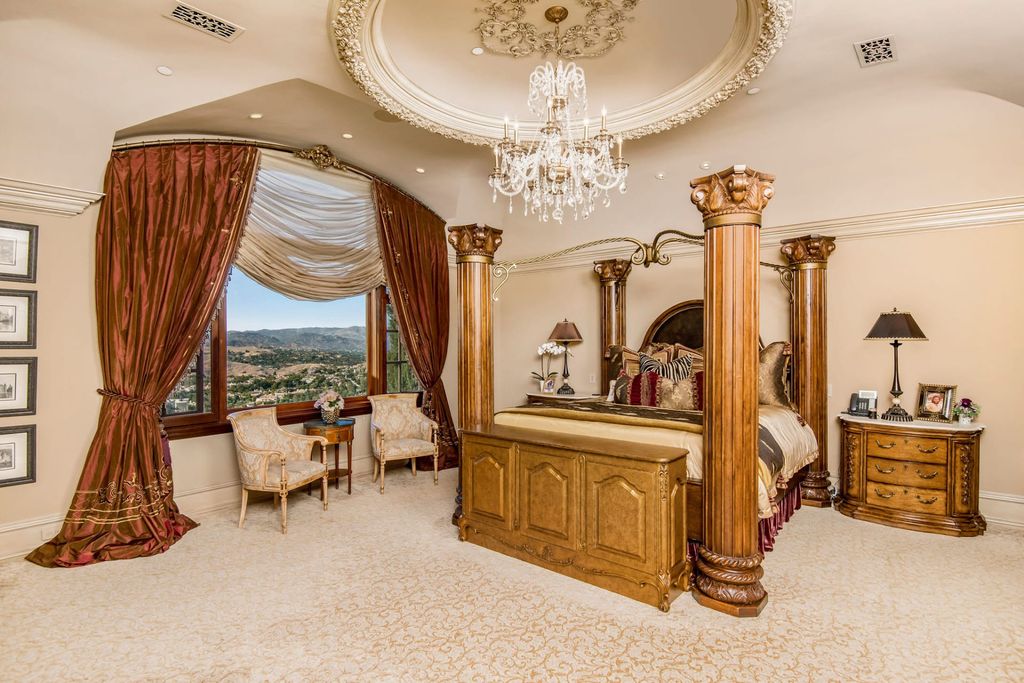 This 32000000 Classic French Chateau in Calabasas is A World of Luxury and Quality 17