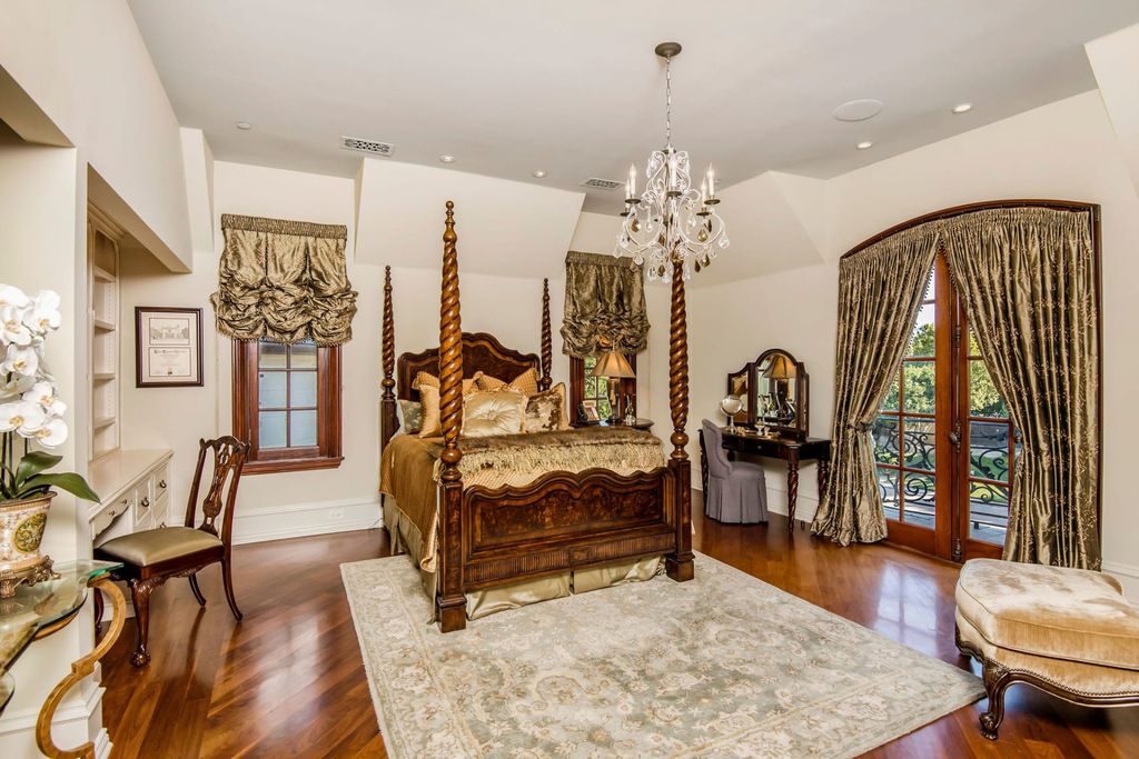 This 32000000 Classic French Chateau in Calabasas is A World of Luxury and Quality 22