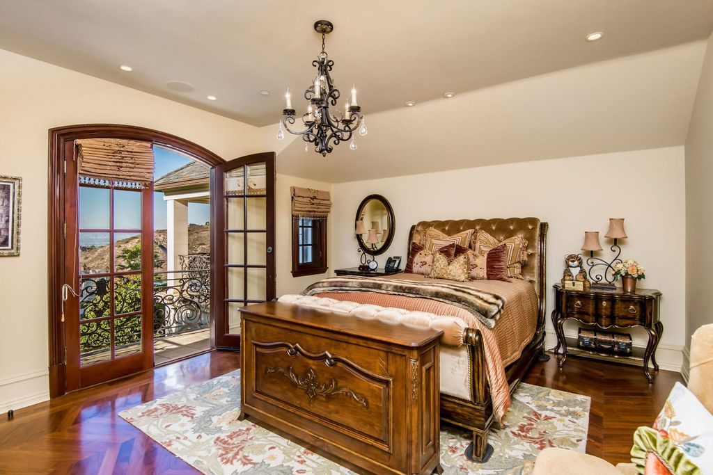This 32000000 Classic French Chateau in Calabasas is A World of Luxury and Quality 23