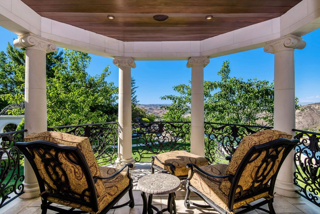 This 32000000 Classic French Chateau in Calabasas is A World of Luxury and Quality 25