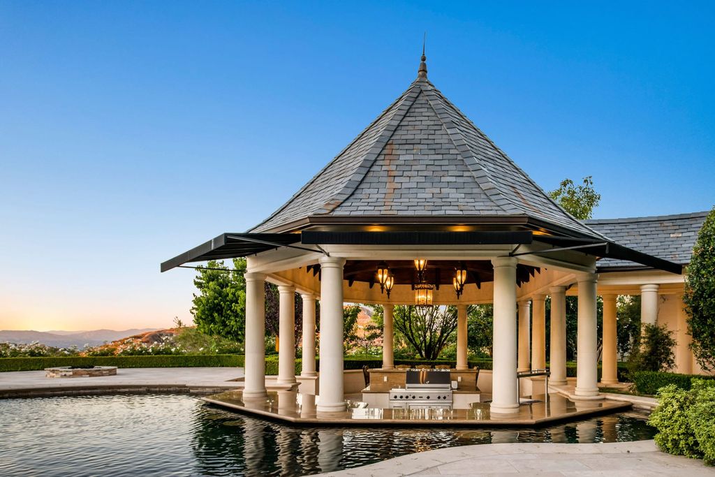 This 32000000 Classic French Chateau in Calabasas is A World of Luxury and Quality 28