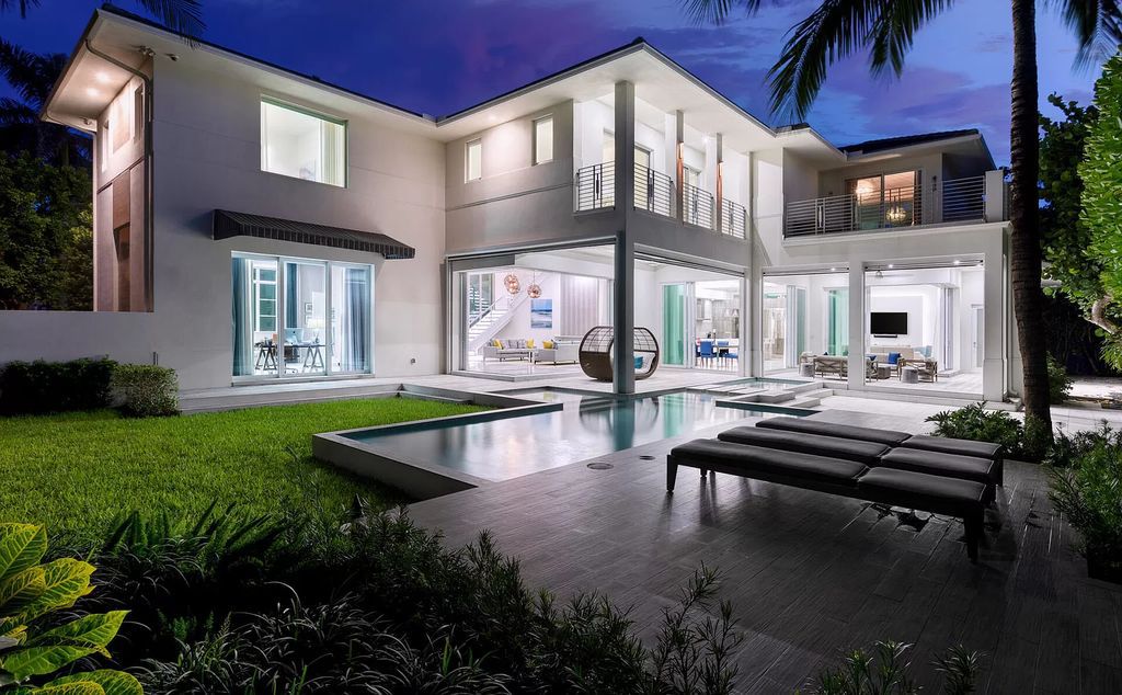 The Delray Beach Home is a beautifully designed two story contemporary estate with tropically landscaped back yard now available for sale. This home located at 609 Seagate Dr, Delray Beach, Florida