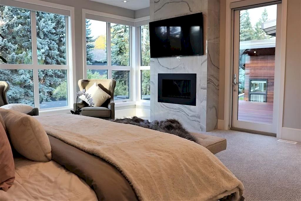 The Out­stand­ing Prop­erty in Alberta is a luxurious home now available for sale. This home located at 1028 S Bel Aire Dr SW, Calgary, AB T2V 2B9, Canada