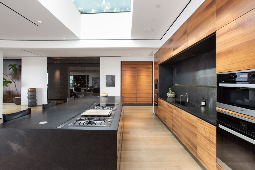 The Los Angeles Home is a contemporary masterpiece is one of the greatest architectural gems in the Bird Streets now available for sale. This home located at 1877 Rising Glen Rd, Los Angeles, California