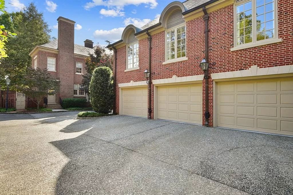 Gracious English Manor in Georgia of Extraordinary Quality and Endless Amenities Hits Market for $5,875,000