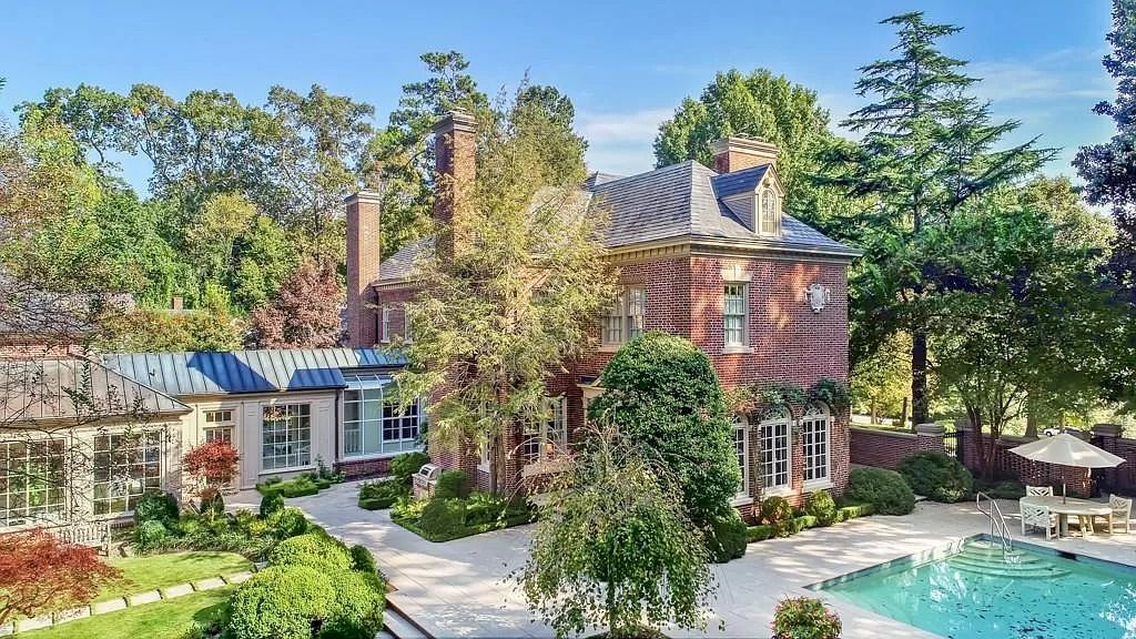 Gracious English Manor in Georgia of Extraordinary Quality and Endless Amenities Hits Market for $5,875,000