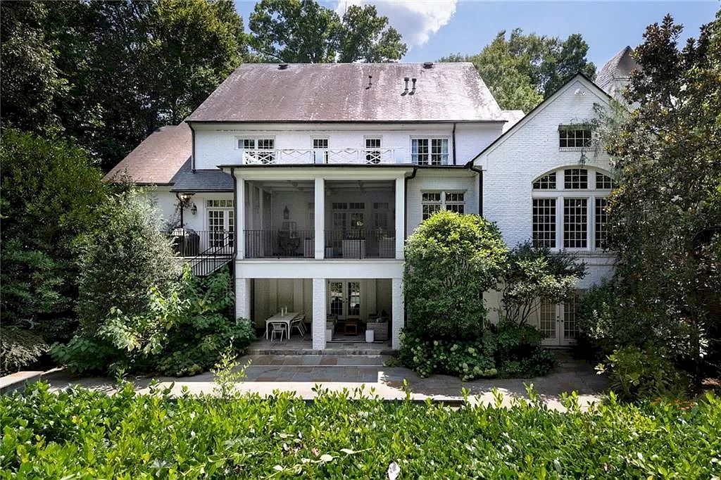 Gorgeous Spacious Home Done to Perfection in Georgia Listed for $3,495,000