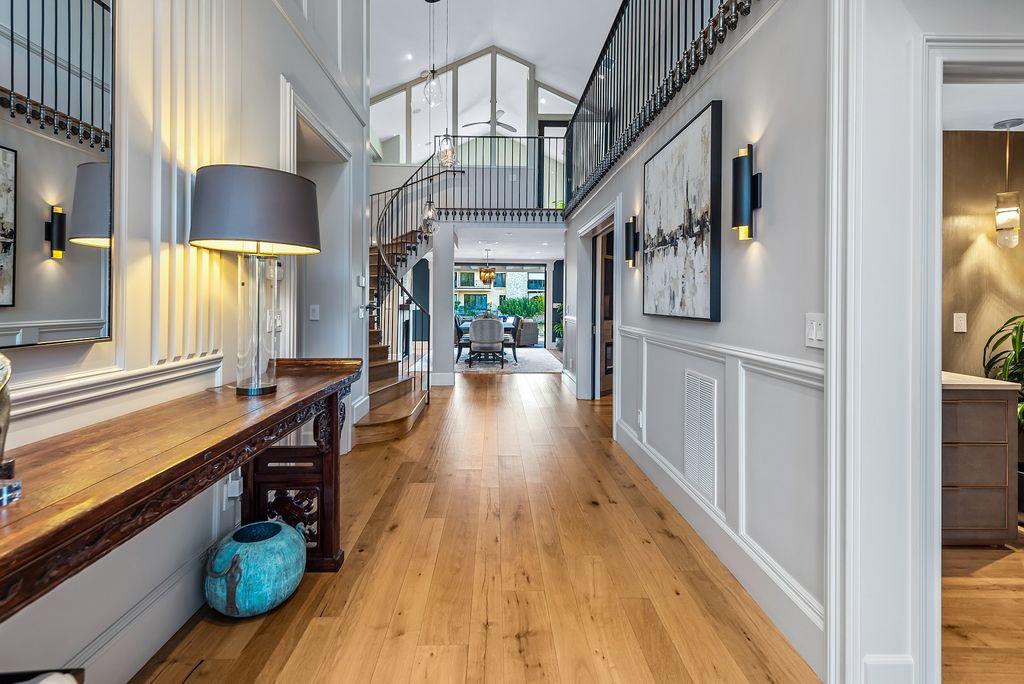 The House in Thousand Oaks is an absolutely stunning modern farmhouse lake front estate with a premier location now available for sale. This home located at 1371 Redsail Cir, Thousand Oaks, California