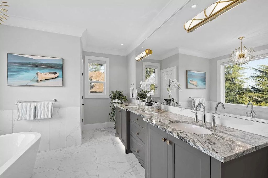 The Beautiful Custom Residence in Surrey is a luxurious home now available for sale. This home located at 14033 28th Ave, Surrey, BC V4P 0A3, Canada