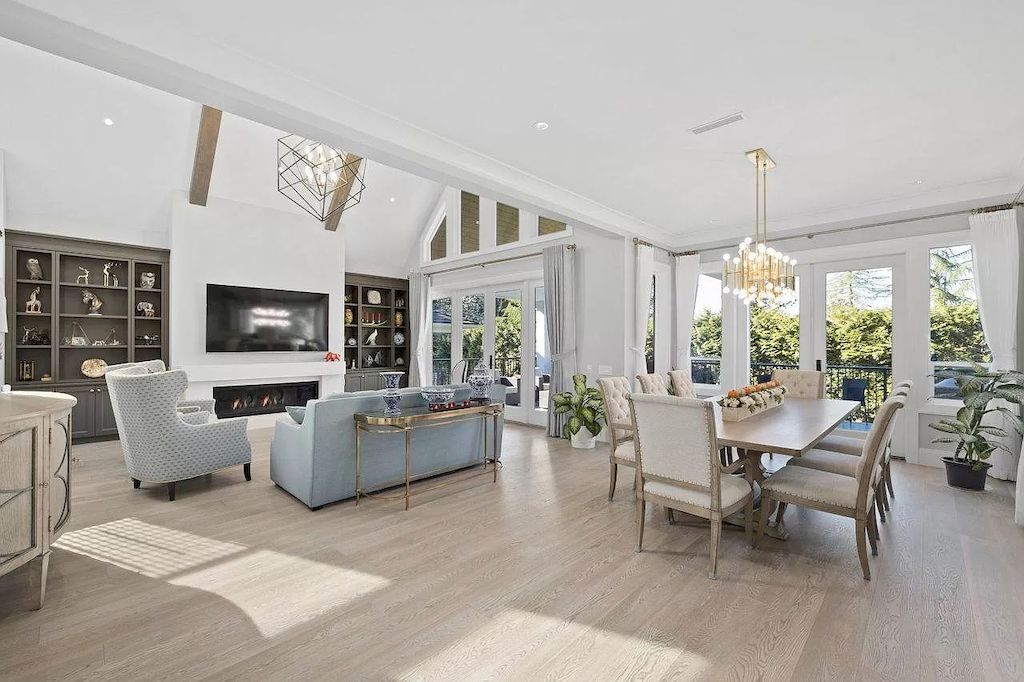 The Beautiful Custom Residence in Surrey is a luxurious home now available for sale. This home located at 14033 28th Ave, Surrey, BC V4P 0A3, Canada