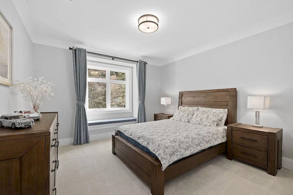 The Beautiful Custom Residence in Surrey is a luxurious home now available for sale. This home located at 14033 28th Ave, Surrey, BC V4P 0A3, Canada