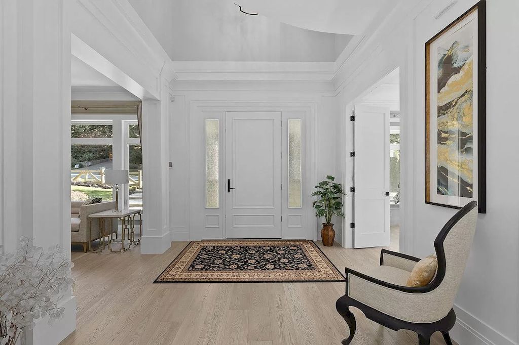 The Beautiful Custom Residence in Surrey is a luxurious home now available for sale. This home located at 14033 28th Ave, Surrey, BC V4P 0A3, Canada