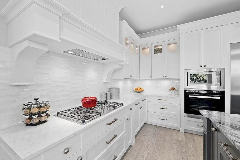 The Beautiful Custom Residence in Surrey is a luxurious home now available for sale. This home located at 14033 28th Ave, Surrey, BC V4P 0A3, Canada