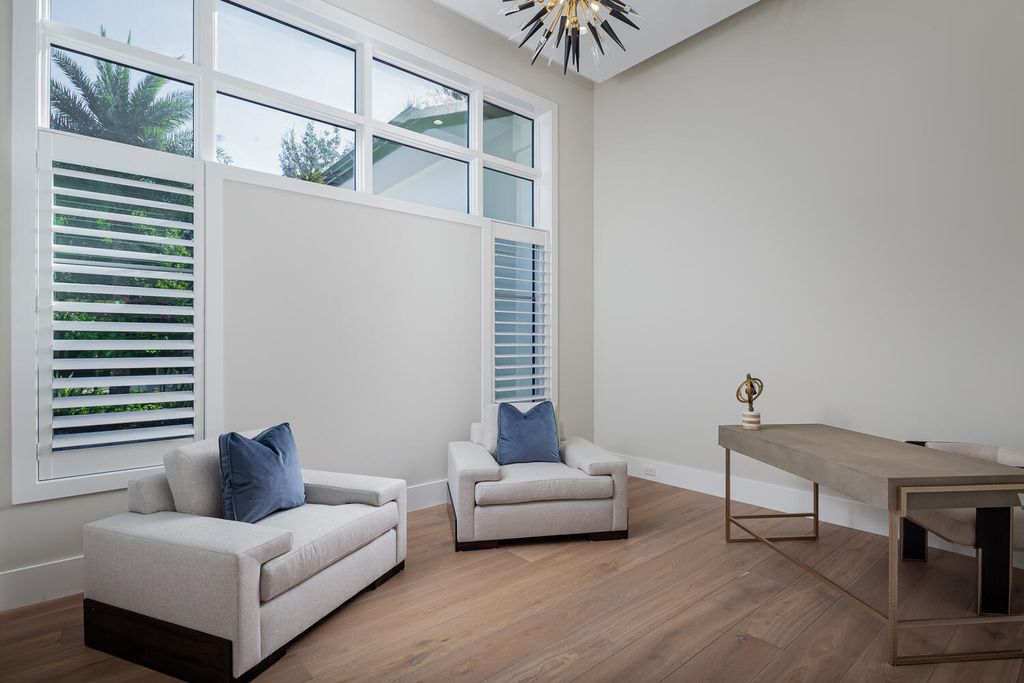 The Home in Naples is a warm and inviting open concept home has all the space you need for comfortable living and entertaining now available for sale. This home located at 823 Bentwood Dr, Naples, Florida