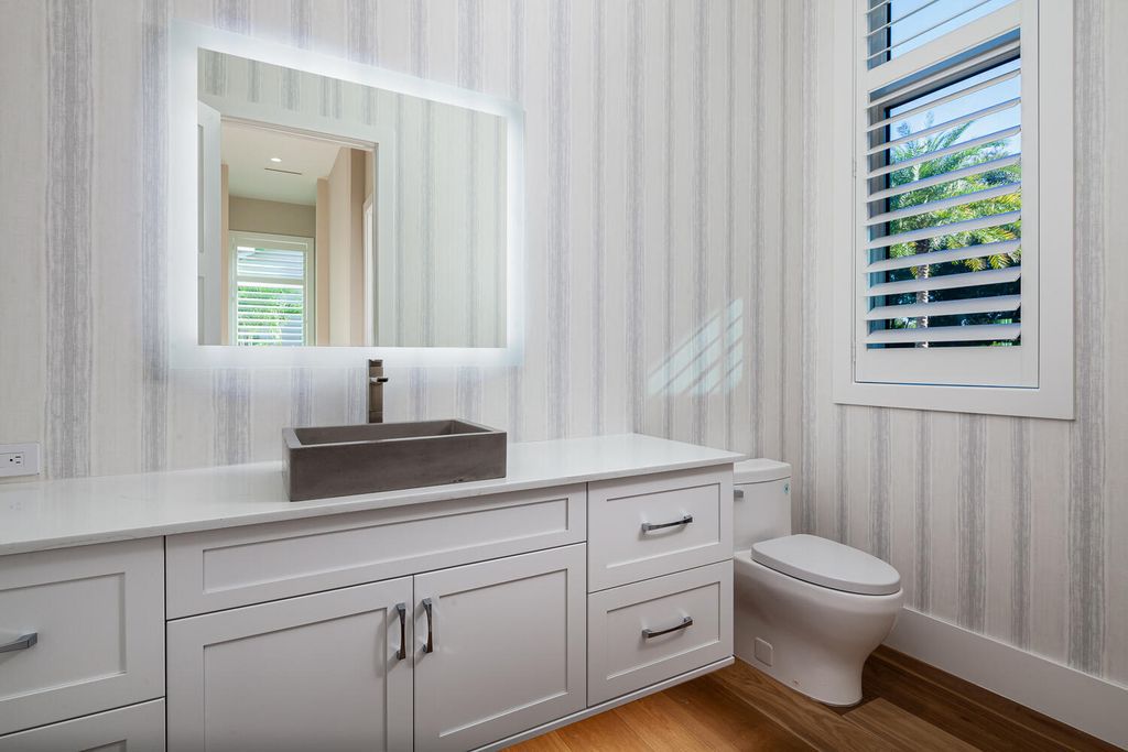 The Home in Naples is a warm and inviting open concept home has all the space you need for comfortable living and entertaining now available for sale. This home located at 823 Bentwood Dr, Naples, Florida