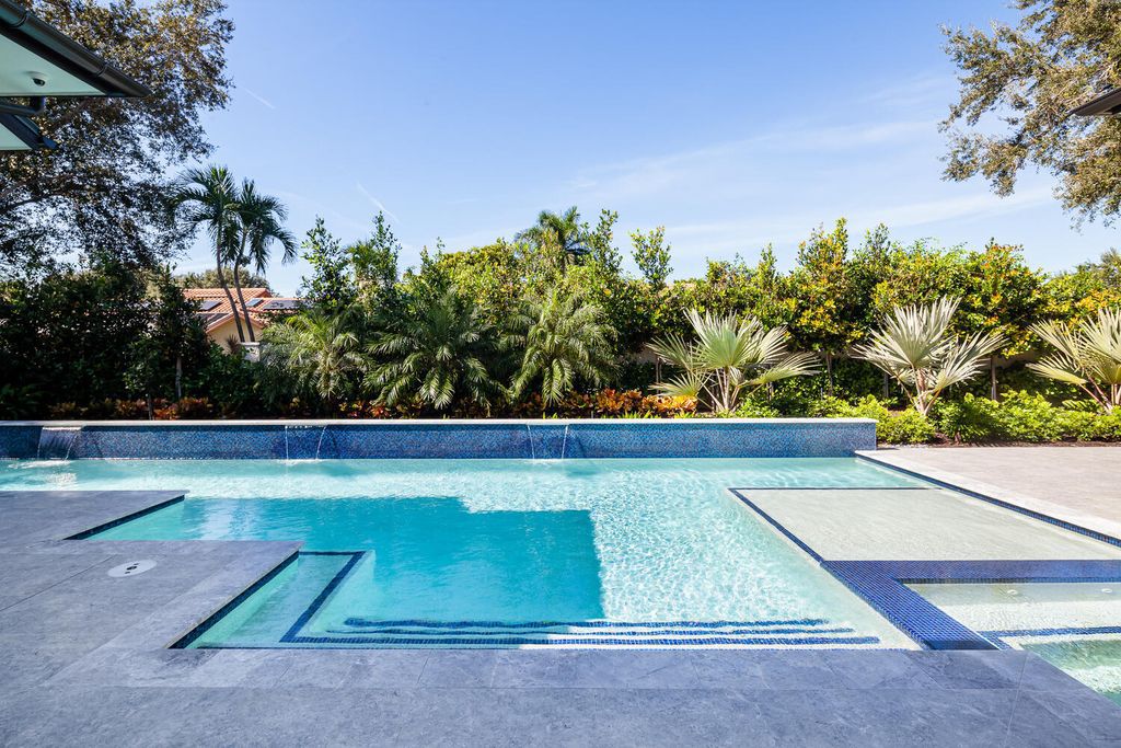 The Home in Naples is a warm and inviting open concept home has all the space you need for comfortable living and entertaining now available for sale. This home located at 823 Bentwood Dr, Naples, Florida
