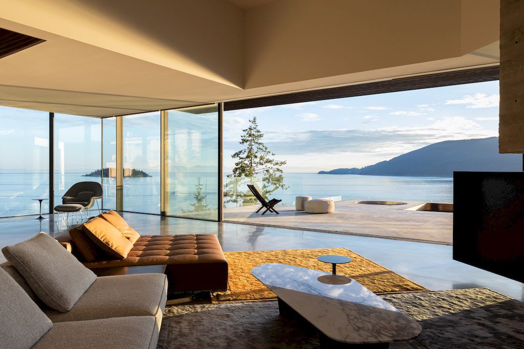 Blackcliff house monumental one on hill by McLeod Bovell Modern Houses 21