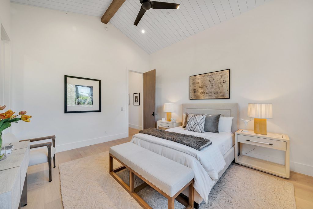 The Modern Farmhouse in Encino perfectly positioned with privacy on a supreme corner lot in Amestoy Estates now available for sale. This home located at 17201 Weddington St, Encino, California