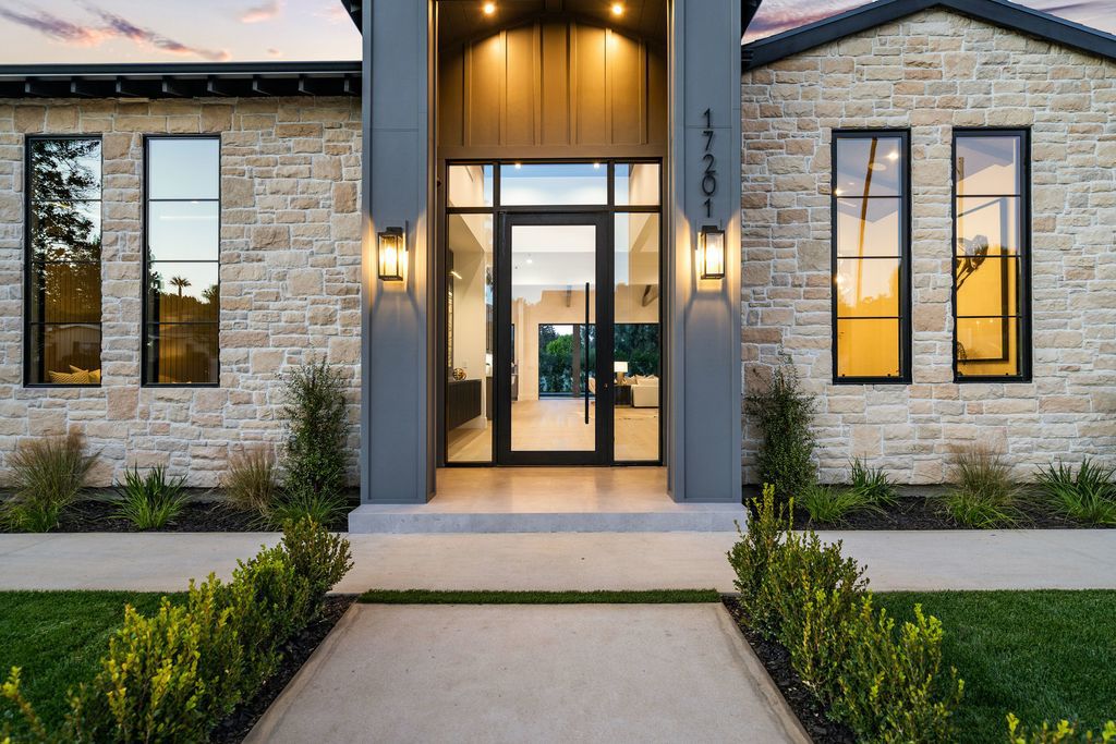 The Modern Farmhouse in Encino perfectly positioned with privacy on a supreme corner lot in Amestoy Estates now available for sale. This home located at 17201 Weddington St, Encino, California